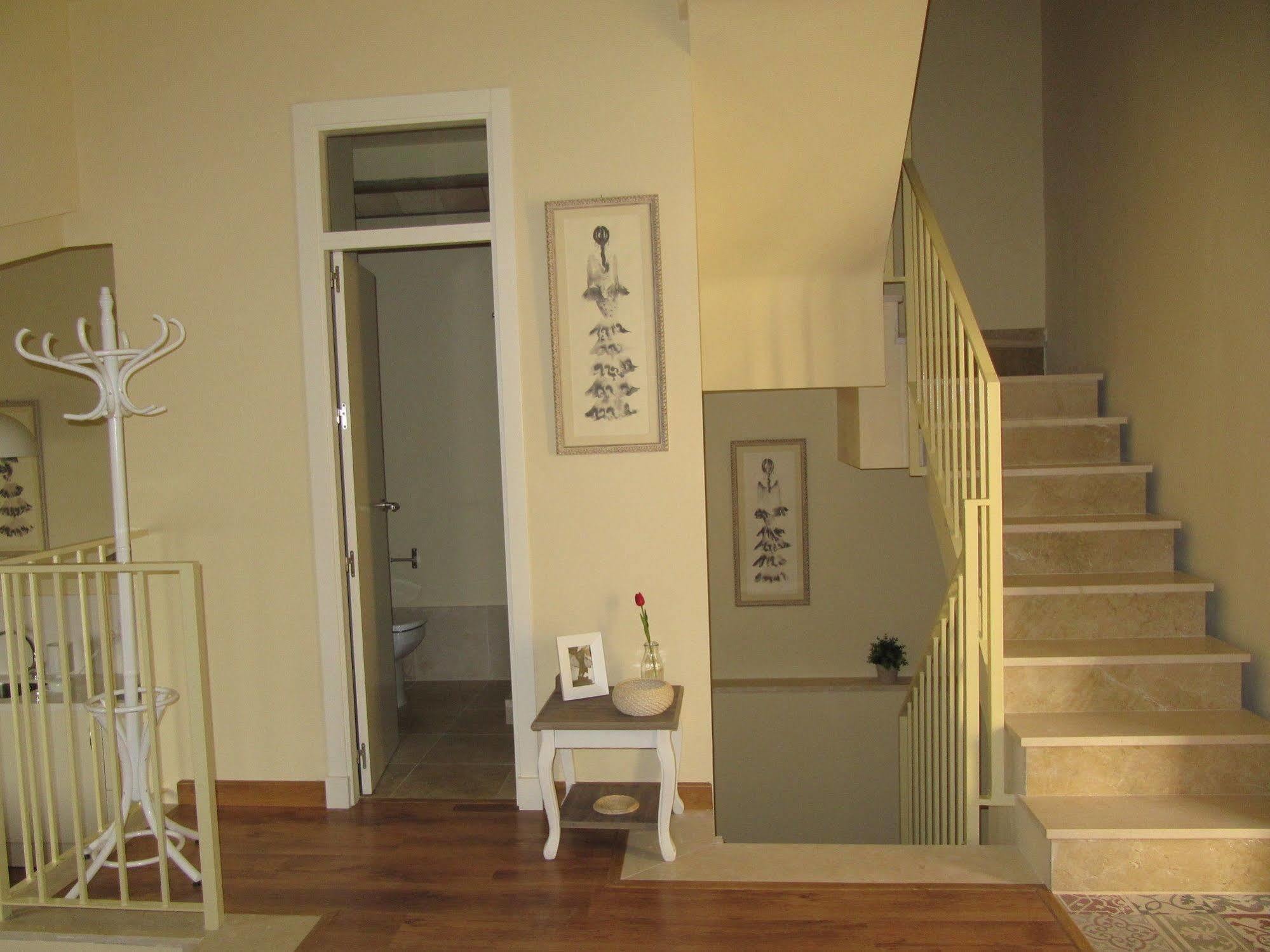 Life Apartments San Vicente Sevilha Exterior foto