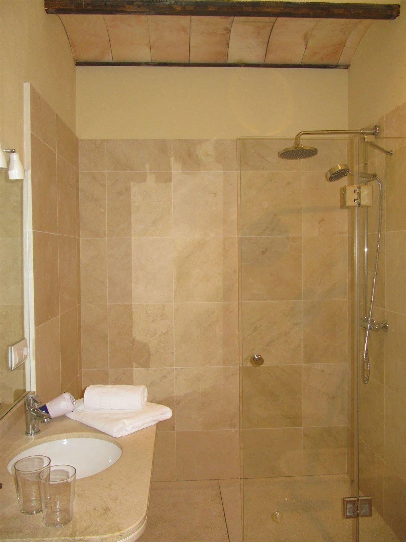 Life Apartments San Vicente Sevilha Exterior foto